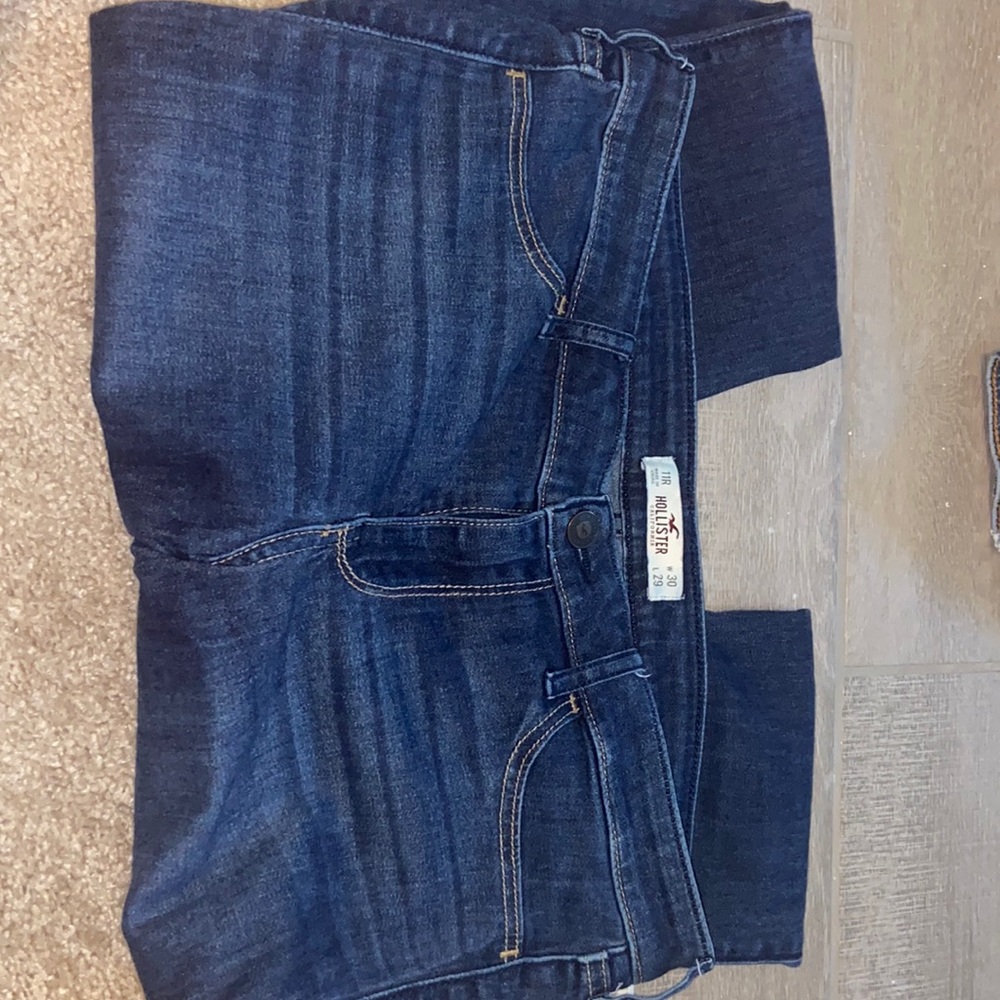 Hollister Jean
